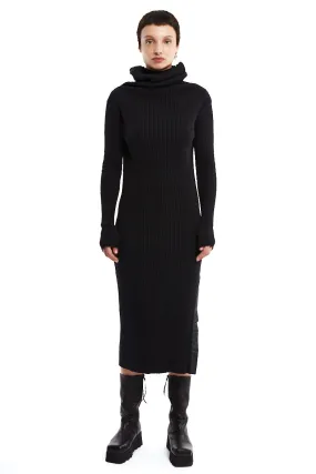 BLACK CHUNKY RIBBED DRESS